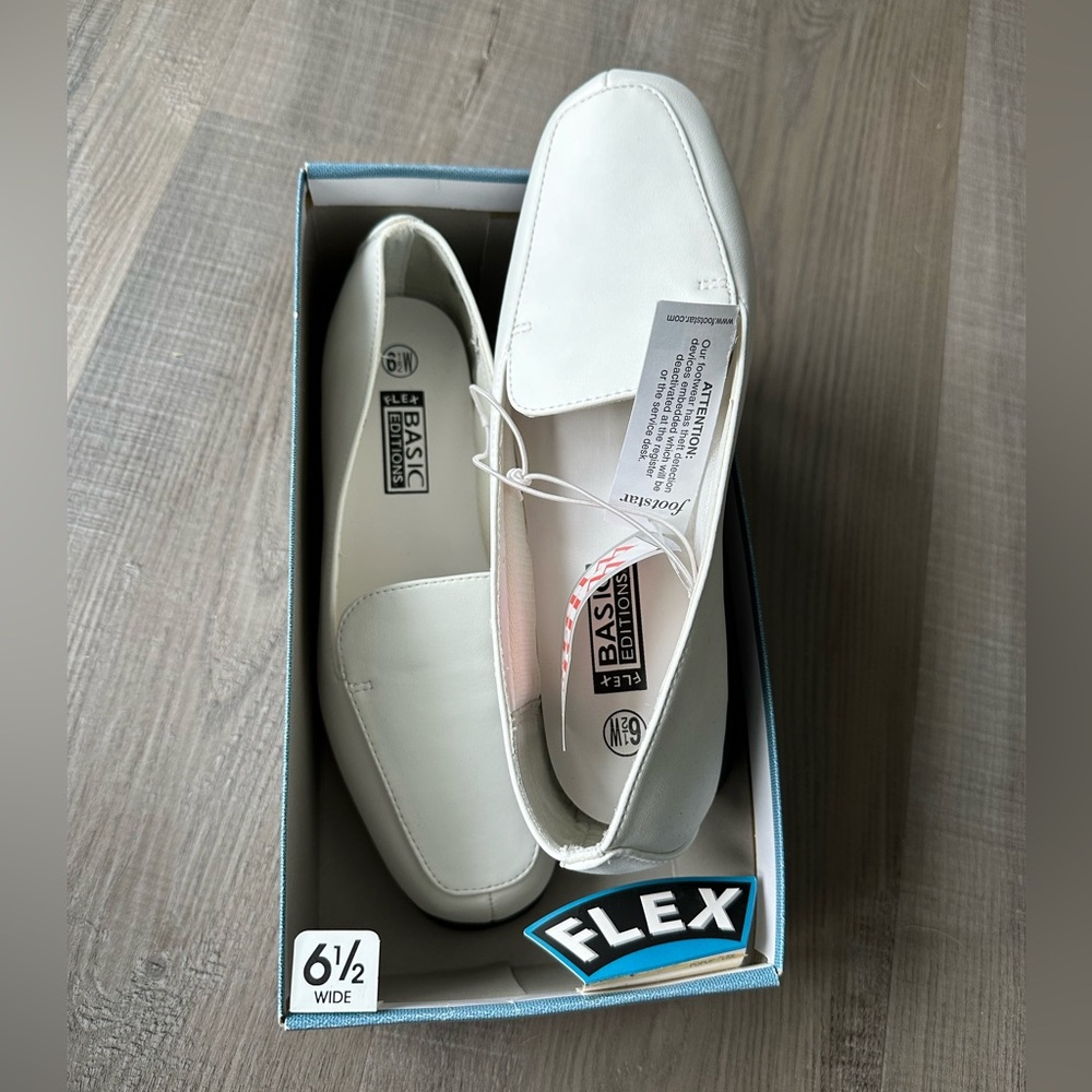 Basic Editions White Shoes